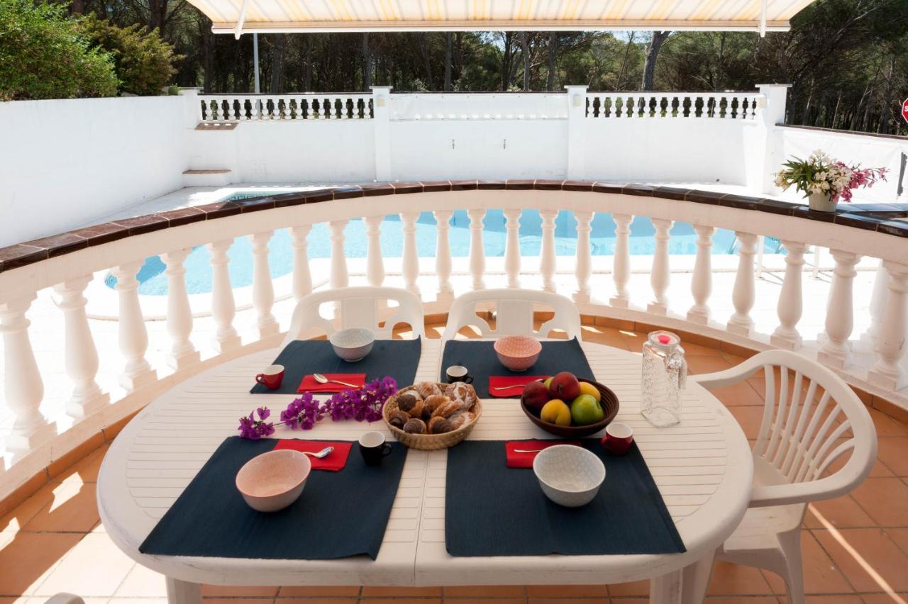 Yvonne Villa L' Escala Ngoại thất bức ảnh
