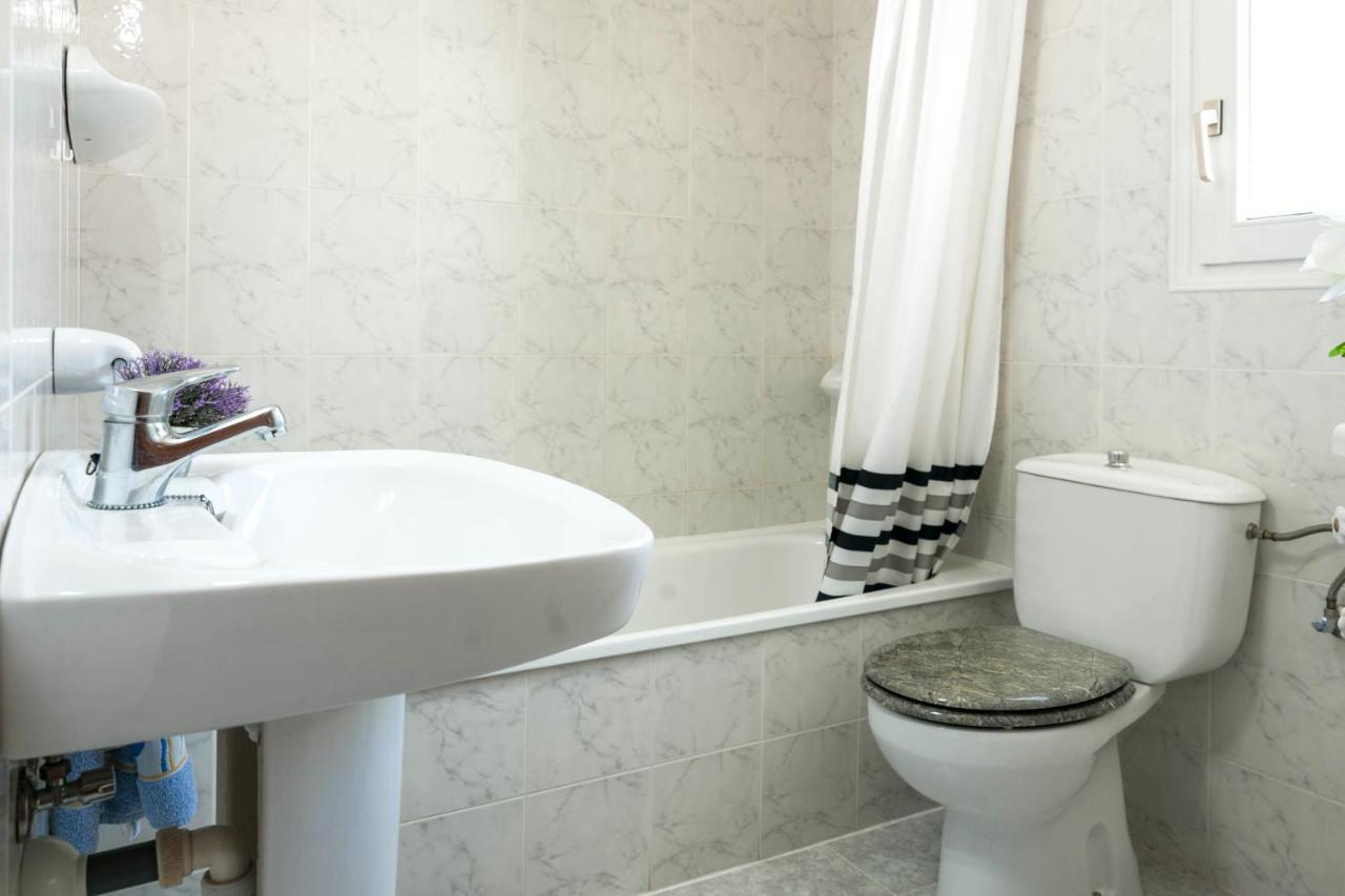 Yvonne Villa L' Escala Ngoại thất bức ảnh